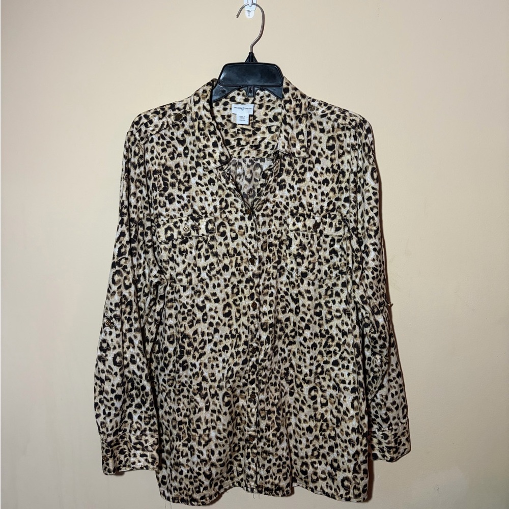 Jaclyn Smith Size XXL Leopard Print Lightweight Long sleeve Blouse